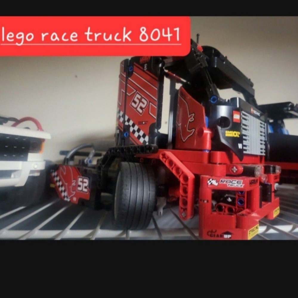 Lego race truck